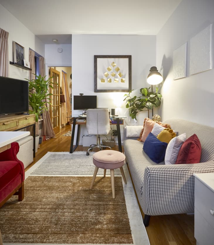 Picture of A Small, Tropical-Chic Upper East Side Apartment Pays Homage to ...